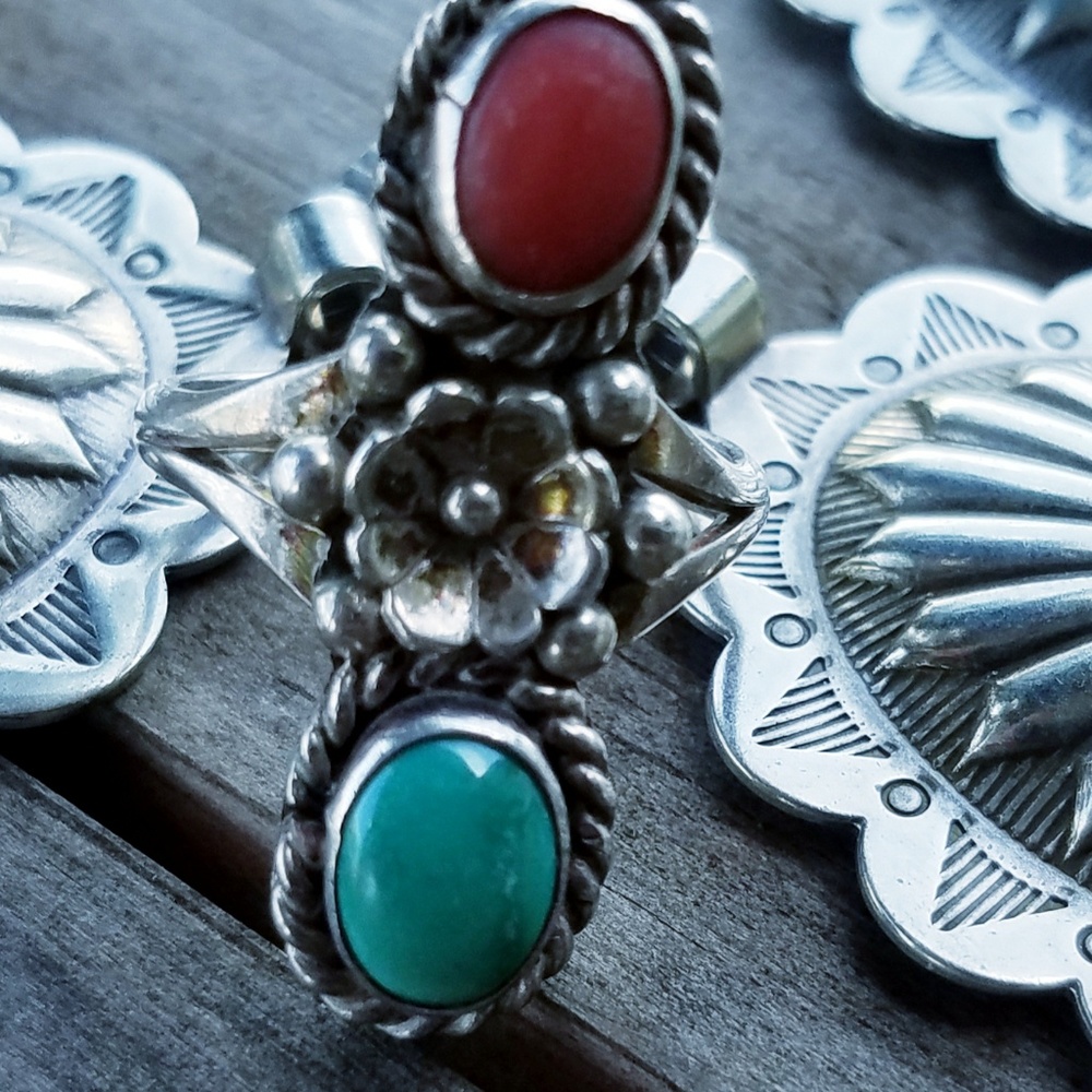 Squash blossom ring